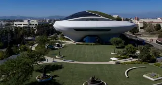 Lucas Museum of Narrative Art: A Story-Driven Tour Through Star Wars, Rockwell, and More