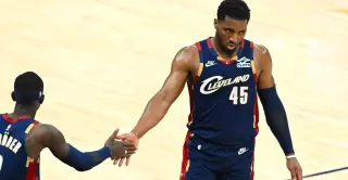Knicks Take Command as Cavs Stand on the Brink of Elimination