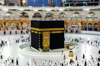 Mecca on edge as Houthi missiles target Saudi coast