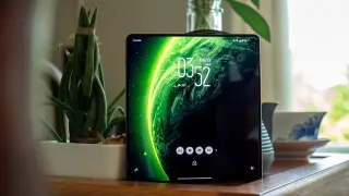 Razr Fold's Extreme AMOLED display sets a new standard for foldables