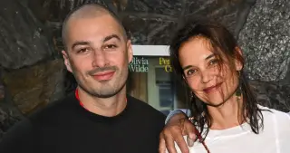 Holmes Keeps It Creative: Katie Spotted Out With Artist Boyfriend