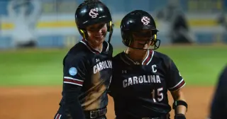 South Carolina Storms to LA Regional Final with 4-2 Win Over Cal State Fullerton