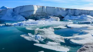 Canada's Last Epishelf Lake Disappears After Ice-Sheet Collapse