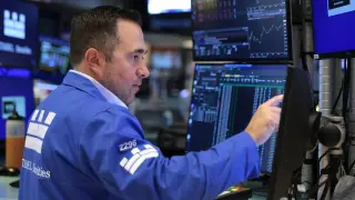 Global Markets Tumble as Alphabet Crash and Binance Security Scare Trigger Tech Sell-Off