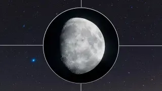 Moon Close to Spica: A Blue-White Star in May's Sky