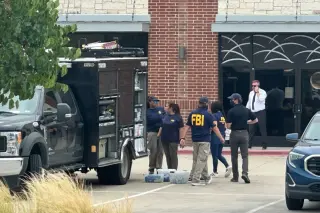 Two dead, three wounded after shooting near Carrollton shopping plaza