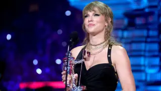 Taylor Swift Named MTV's First-Ever Artist Director Honoree at 2026 VMAs