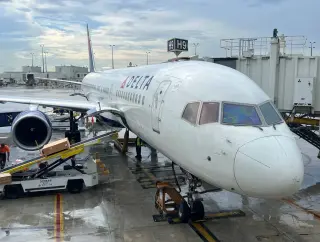Delta Sees Fares Staying High Even as Oil Falls