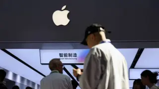 Apple readies replaceable-battery Pencil lineup and expands Tap to Pay in stores