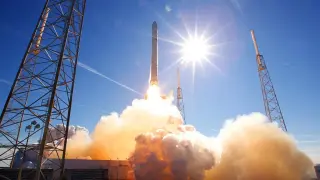 Starship Pivot Risks Western Launch Crunch as Falcon 9 Winds Down