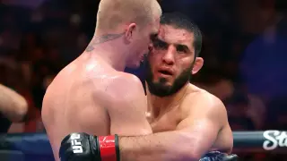 Muhammad: Garry needed killer instinct and failed to flip the switch at UFC 330