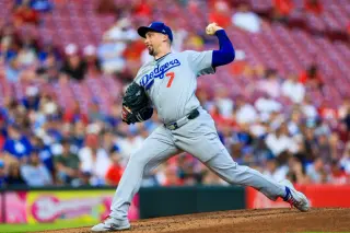 Dodgers Manage Snell Injury, Sasaki Rehab, and Chelsea Ownership Move