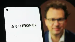 US Lifts Export Ban on Anthropic's Mythos and Fable, Restoring Access