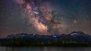 October 2026 Sky Guide: Saturn Opposition, Meteor Showers, and the Hunter's Moon