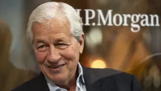 JPMorgan Signals Up to $20B Acquisition Push Amid Surplus Capital