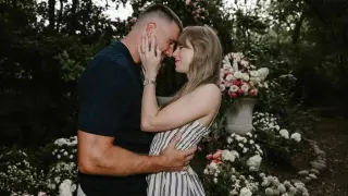 Taylor Swift Hosts Star-Studded Bachelorette at Rhode Island Holiday House Ahead of NYC Wedding