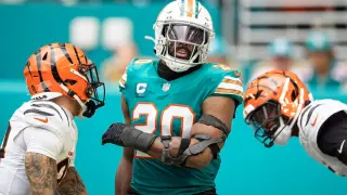 Dolphins lock up Jordyn Brooks with $51.3M extension through 2029