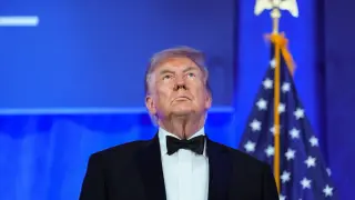 Trump orders warning signs at Smithsonian over contested historical narrative