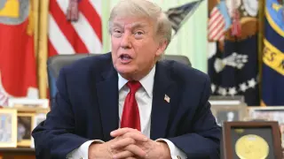Trump’s 2025 disclosure uncovers crypto windfall and tech stock splurge