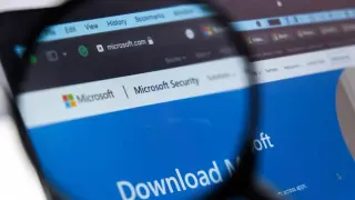 Microsoft Faces Backlash After Threatening Legal Action Over Windows Bugs