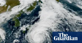 Dujuan Regains Typhoon Strength, Brings Heavy Rain Risk to Japan’s Izu Islands