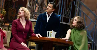 Critics Weigh In on Broadway Revival of Fallen Angels