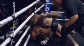 Jenkins Stops Perry Early as Shoulder Dislocates in Duel Arena Headliner