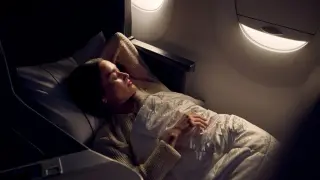 Delta expands basic fares to premium cabins, trimming perks
