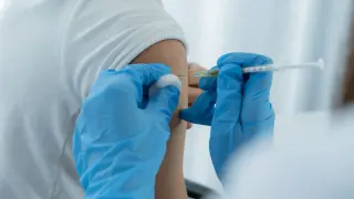 Fall Flu Season: Vaccination Timelines, New mRNA Options, and Regional Health Alerts
