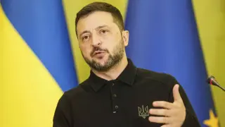Zelensky shakes Ukraine’s military leadership amid protests