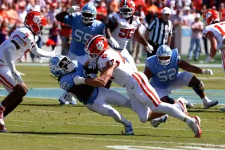 Sammy Brown Headlines a Talent-Rich 2027 NFL Draft Linebacker Class