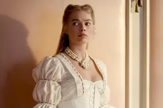 Wuthering Heights Director Regrets Cutting Cathy’s Unshaven Armpits Scene