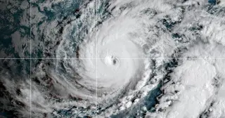 Hurricane Lowell Threatens Kauai and Niihau, Triggers Warnings Across Hawaii