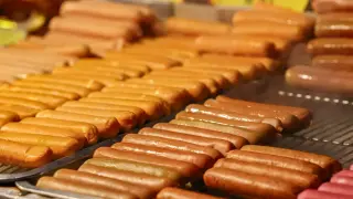 New Study: Ultra-Processed Food Type, Not Total Intake, Drives Colorectal Cancer Risk