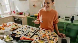 Dietitians Clarify When Sushi Is Nutritious and When It Is Not