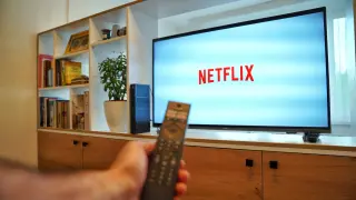 How to Watch Dolby Vision on Netflix: Plan, Gear, and Settings