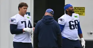 Caleb Lomu Takes Left Tackle Spotlight in Patriots Day 2 Minicamp