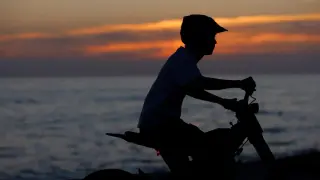 Amazon Halts Fast E-Bike Sales in California to Enforce 28 mph Limit