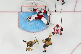 Knights edge Hurricanes in 2OT after letting four-goal lead slip in Game 3