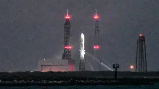 Blue Origin Eyes Third New Glenn Launch to Deploy AST SpaceMobile Satellites
