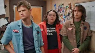 Netflix’s 'Minimum Wage' Delivers Fast, Chaotic Pizzeria Comedy
