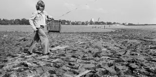 Replaying the 1976 UK heatwave in today’s climate reveals a hotter, longer threat