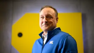Best Buy's Growth Play: Tiny Stores, Big AI Ambitions Under New CEO