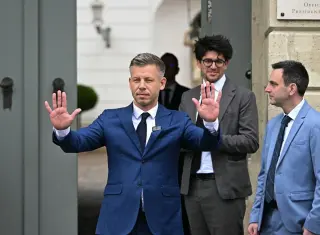 Hungary Signals Move Toward Opening EU Talks With Ukraine and Moldova