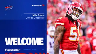 Bills add seasoned edge rusher Mike Danna on a one-year deal