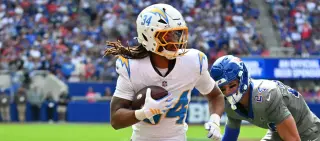 Achane’s ACL Tear and Week 3 Injuries Reshape Fantasy RB Handcuff Hierarchy