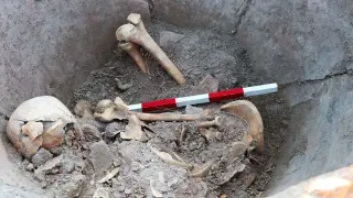 Ancient jar shelter: skeleton found inside a Roman dolium in Bulgaria hints at siege defense