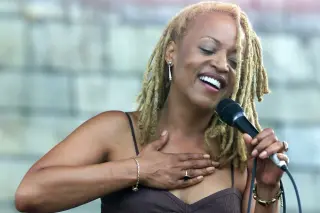 Pioneering Jazz Voice Cassandra Wilson Dies at 70