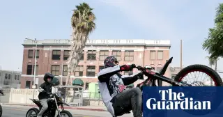 Fast e-motos spark safety and regulation clash on US streets