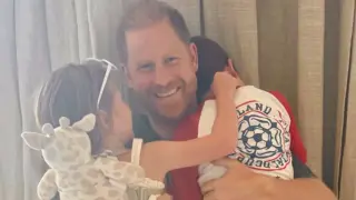 Lilibet's fiery hair stars in Father's Day family photo with Harry ahead of UK trip